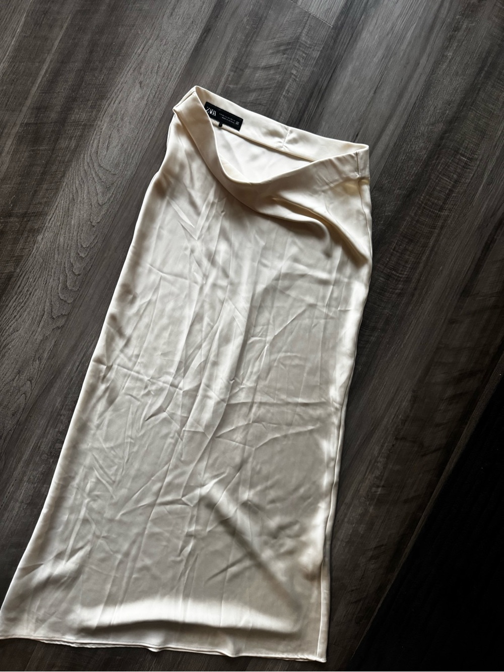 Zara Ivory Satin Midi Pencil Skirt